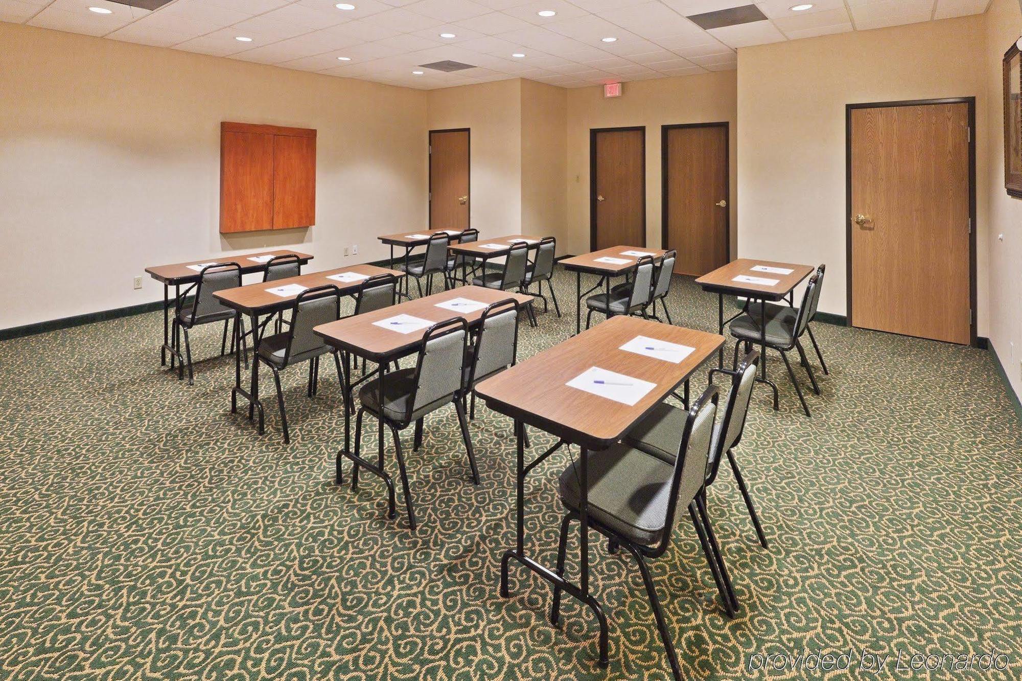 Holiday Inn Express Hotel And Suites Abilene By Ihg Zewnętrze zdjęcie